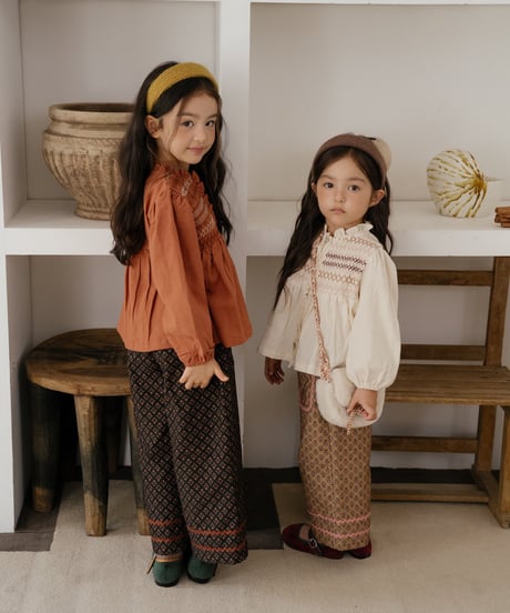 予約 OREN Merci Smocked Blouse