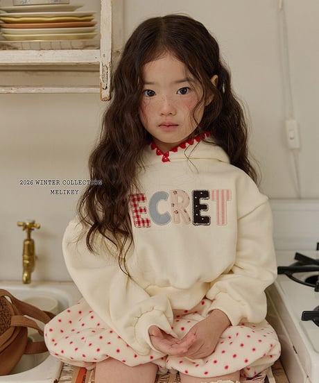 予約 melikey Secret patch hood Tee