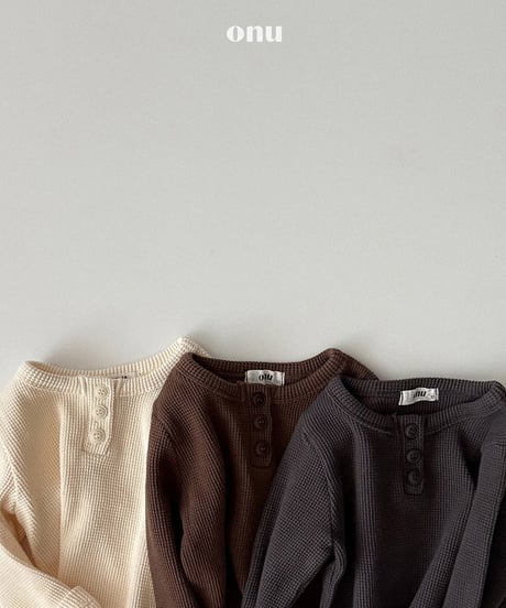 予約 ONU Crople button tee
