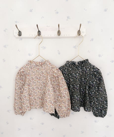 即納Louis blouse