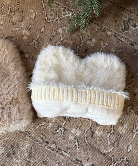 予約 OREN Cat Faux Fur Beanie