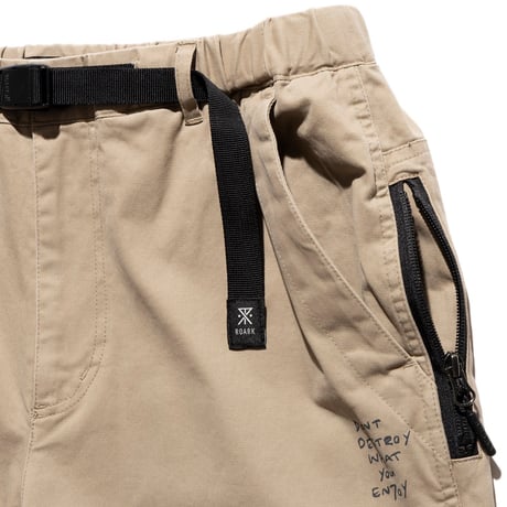 ROARK "TRAVEL PANT BIO WASH"
