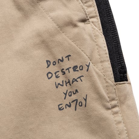 ROARK "TRAVEL PANT BIO WASH"