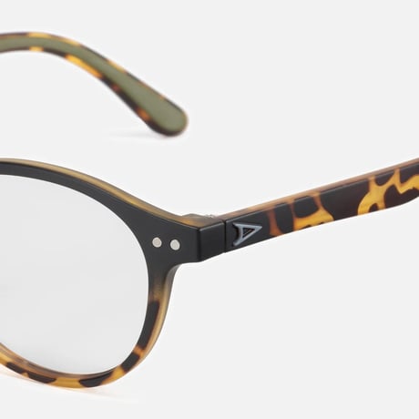 TYMER "OLIVER" [調光レンズ(クリア)] 3COLORS