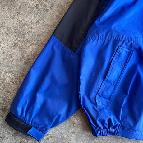 MARLBORO NYLON JACKET
