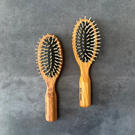[KOSTKAMM]  Olive Wood Oval Hair Brush / 17.5cm / オリーブウッド  オーバル型ブラシ / 4527