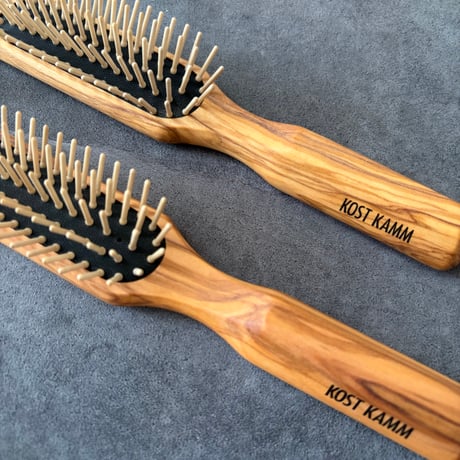 [KOSTKAMM]  Olive Wood Slender Hair Brush / 21cm /  オリーブウッド スレンダー型ブラシ / 4507