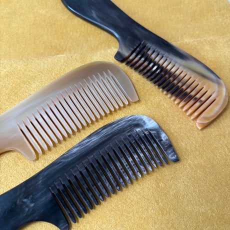 [KOSTKAMM]  Horn Comb with Handle / Wide / 17.5cm / 60H
