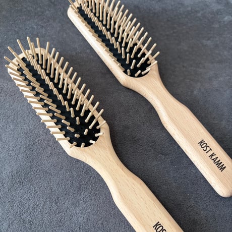 [KOSTKAMM]  Waxed Beech Wood Slender Hair Brush  / 21.5cm / スレンダー型ブラシ / 4500