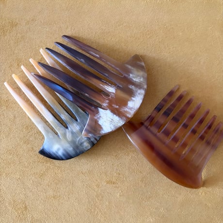 [kostkamm] Horn Decorative Comb  / 12x8 cm  / 9434