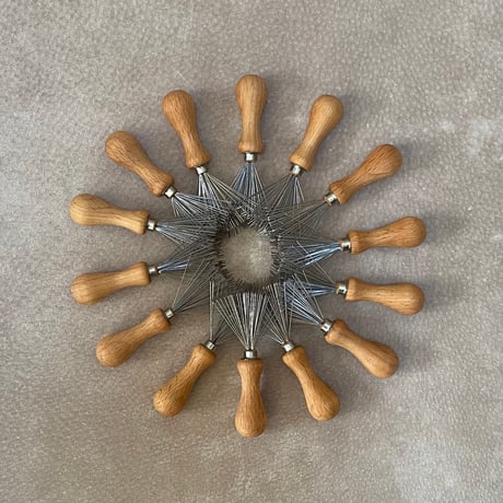 [KOSTKAMM]  Beech Wood Comb and Brush cleaner