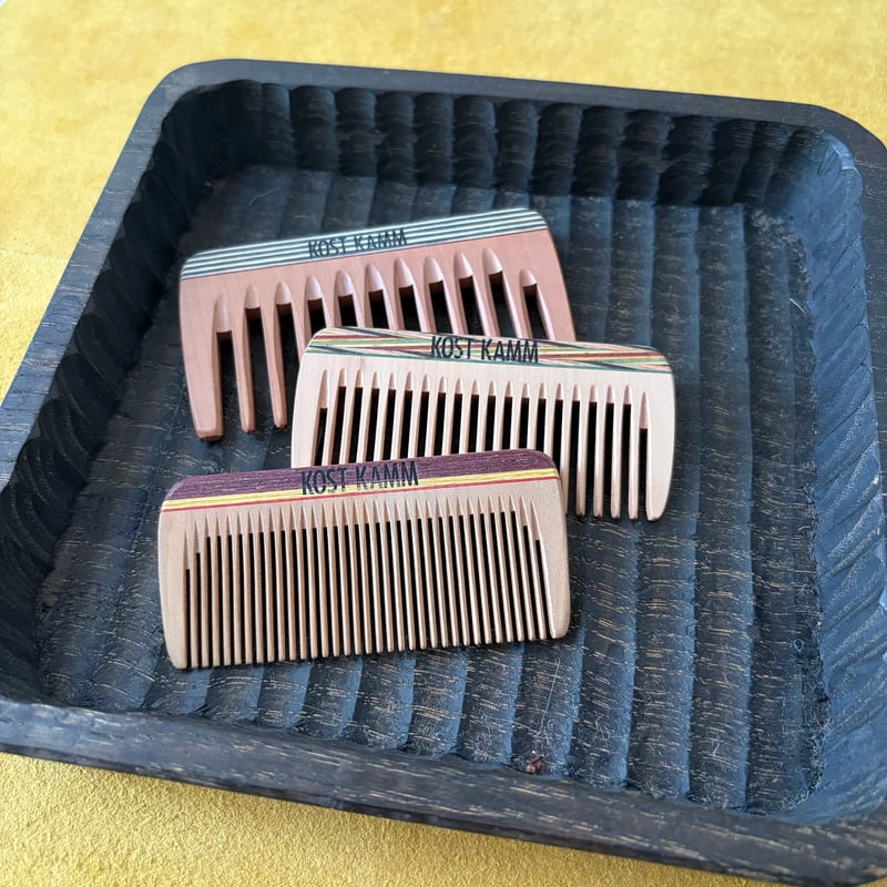 KOSTKAMM] Wooden Mini Pocket Comb / 19b | Qu