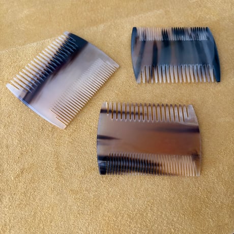 [KOSTKAMM]  Horn Comb / Narrow x Wide 8x6cm / 230H