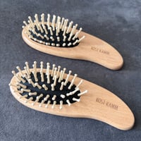 [KOSTKAMM]  Waxed Beech Wood Dolphin Brush / 14.5cm / ドルフィン型ブラシ / 4550