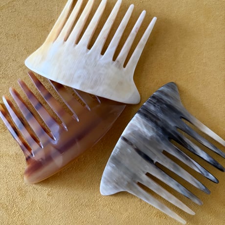 [kostkamm] Horn Decorative Comb  / 12x8 cm  / 9434