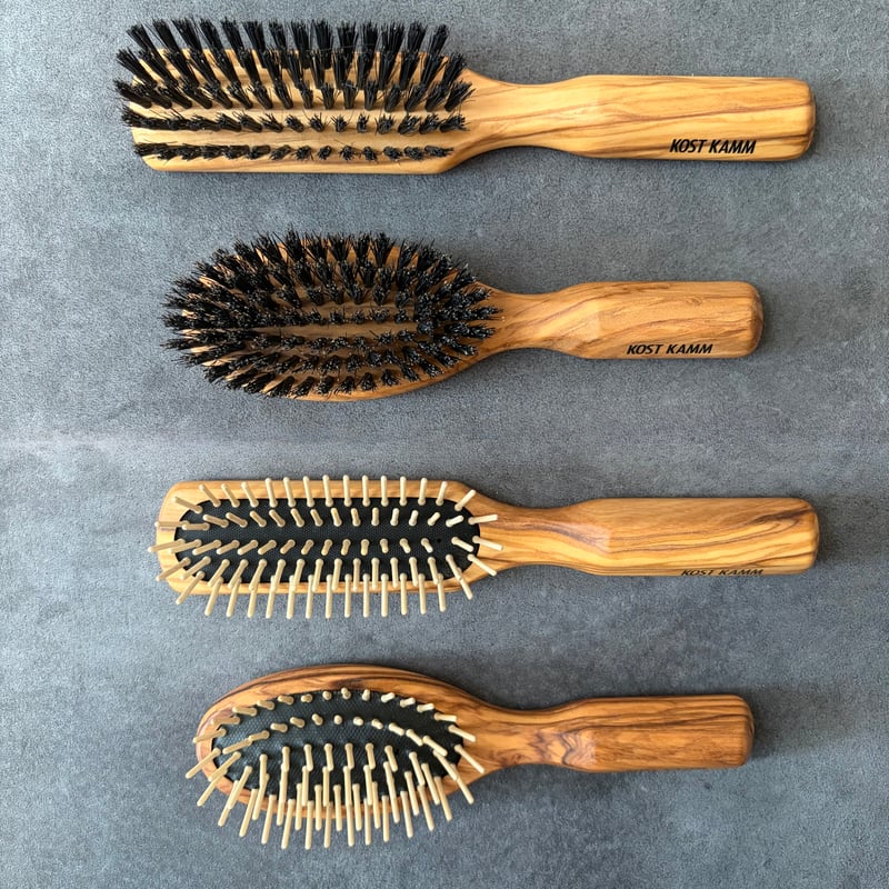 KOSTKAMM] Olive Wood Hair Brush with Black Bo