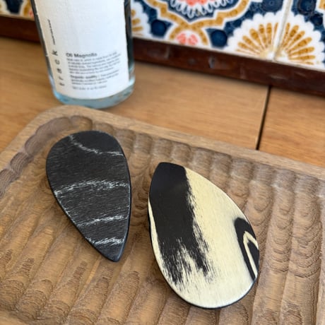 [KOSTKAMM] Natural Wood Hair Clip / teardrop /  6cm