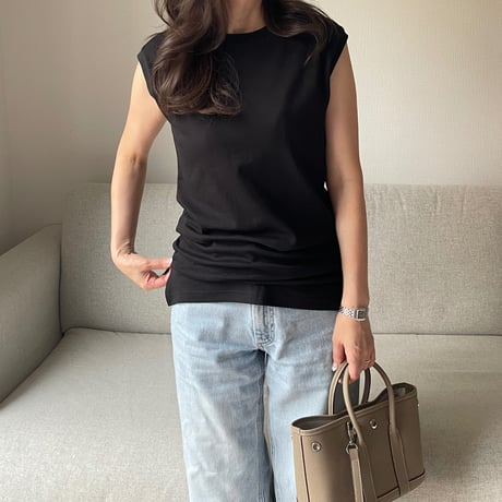 Sleeveless slit tank(Black)