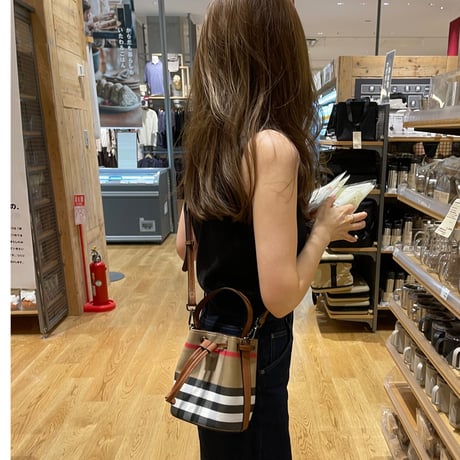 Mini bucket bag