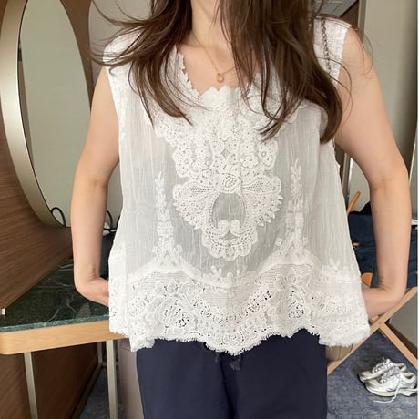 Cotton lace tops