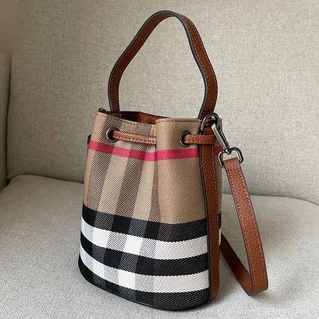 Mini bucket bag