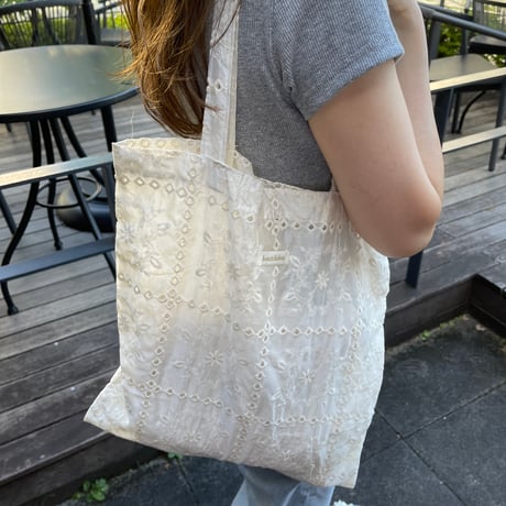 Lace tote bag