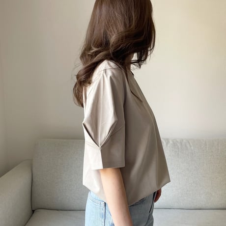 Design sleeve tops(Beige)