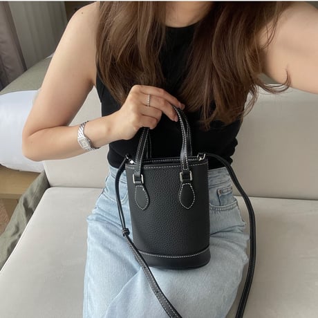 Square leather mini bag(Black)