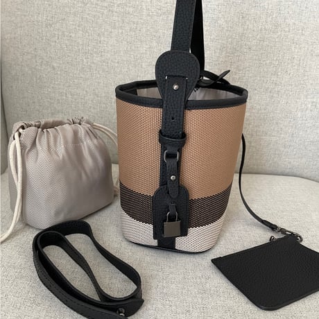 Leather bucket bag(Black)