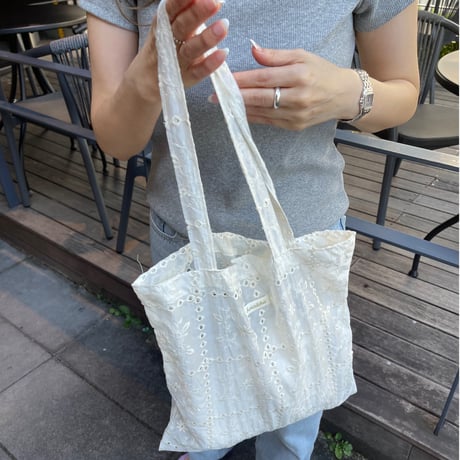 Lace tote bag