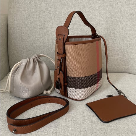Leather bucket bag(Blown)
