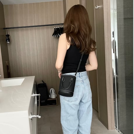 Square leather mini bag(Black)