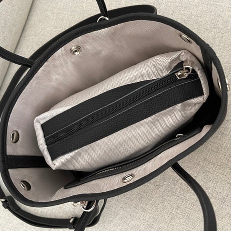 Leather midium tote bag(Black)