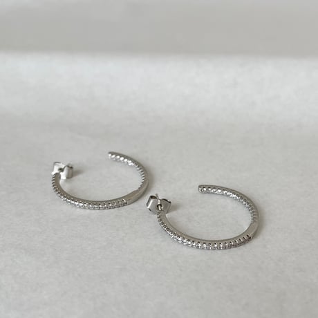 Zirconia hoop pierce