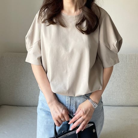 Design sleeve tops(Beige)