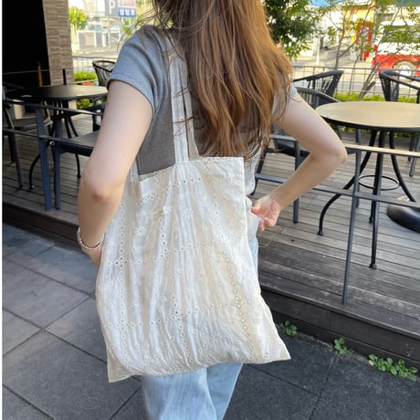 Lace tote bag