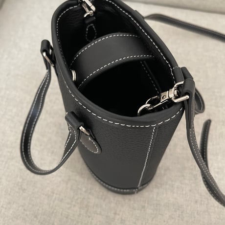 Square leather mini bag(Black)