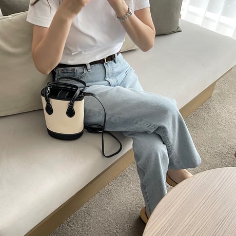 Square leather mini bag(Ivory)