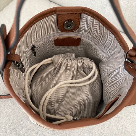 Leather bucket bag(Blown)