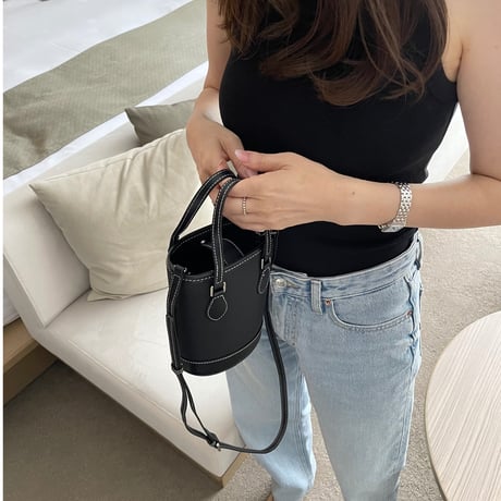 Square leather mini bag(Black)