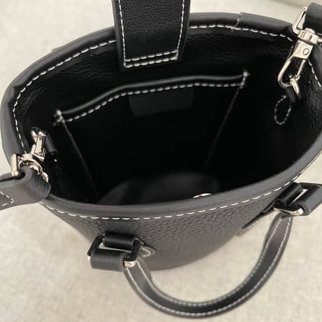 Square leather mini bag(Black)