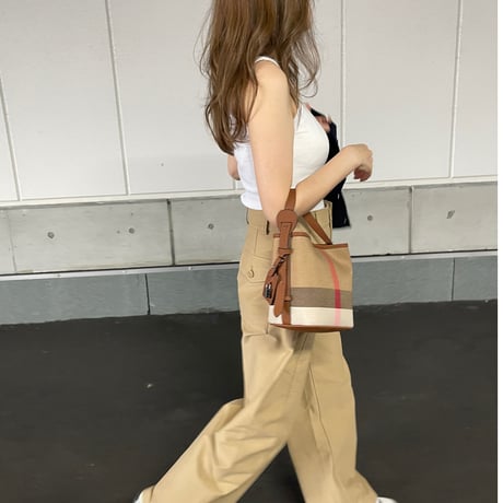 Leather bucket bag(Brown)
