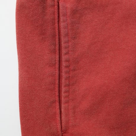 GARMENT DYED CREWNECK