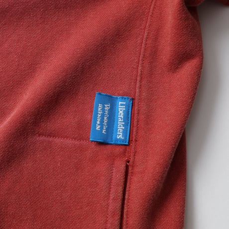 GARMENT DYED CREWNECK