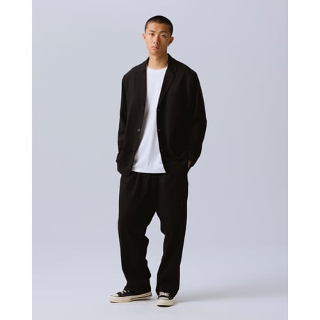 LOOSE FIT 3-BUTTON JACKET