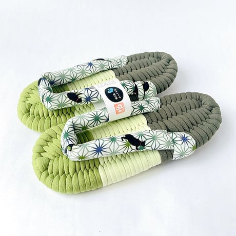 和風ネコ鼻緒のふっくら布ぞうり：M［F02-2607-01］