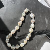 baroque pearl necklace