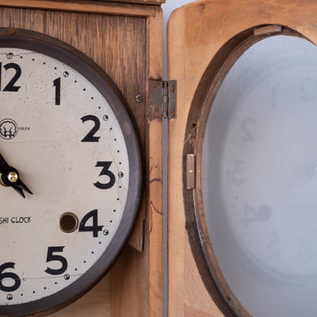 小さな窓に楽しみを添える HAYASHI CLOCKの掛け時計【クオーツリメイク】/st.1482