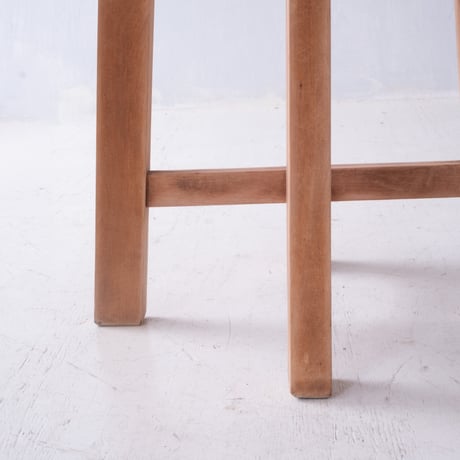 座面をコーデュロイ生地に貼り替えた シンプルな丸スツール/st.1312
