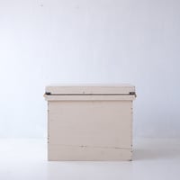 【特大サイズ】飴色ガラスの取手付き ホワイトにリペイントした茶箱/st.1367